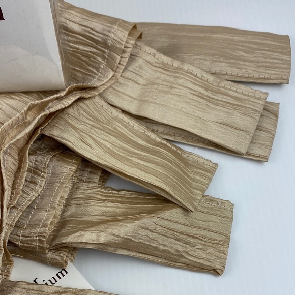 Wicker Emporium Gold Curtains Loop Top - Picture 3 of 4